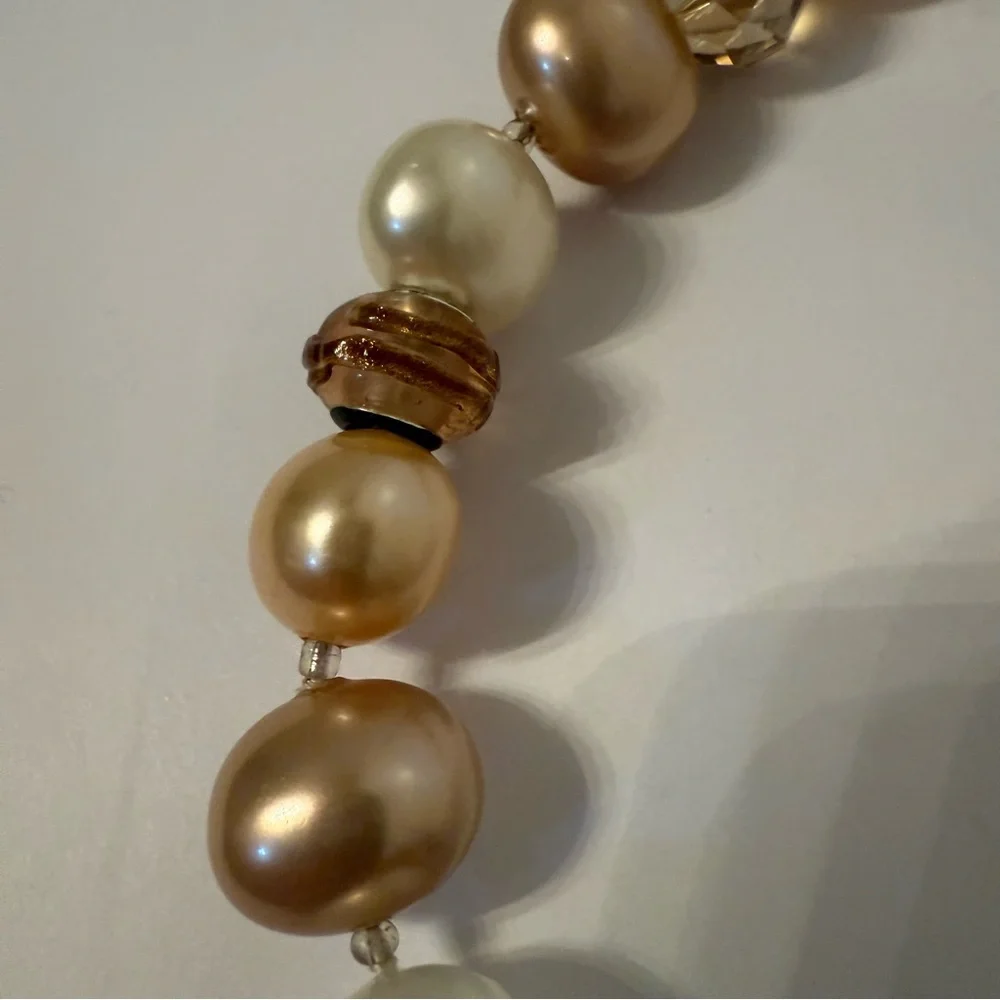 VINTAGE NECKLACE TRICOLOR FAUX GLASS PEARLS BEADS FAUX SMOKY QUARTZ CRYSTAL